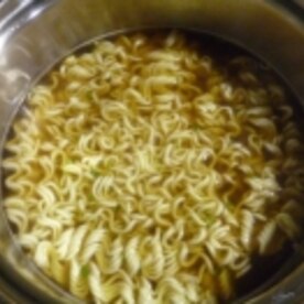 ごまが香る 簡単 爆ねぎ インスタントラーメン レシピ 作り方 By みずたまsweet 楽天レシピ ごまが香る 簡単 爆ねぎ インスタントラーメン レシピ 作り方 By みずたまsweet 楽天レシピ